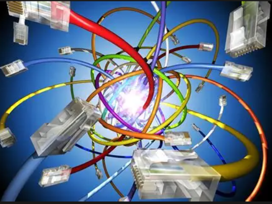 为了实现VPN节点的自动更新，可以按照以下步骤进行配置和管理